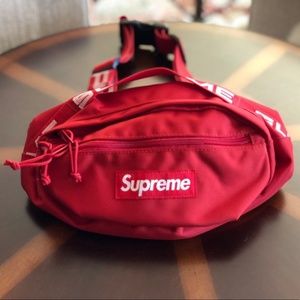 SUPREME WAIST BAG